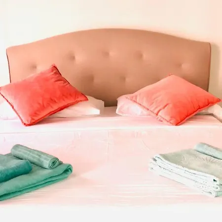 Attico Boho-chic In Centro * Bologne